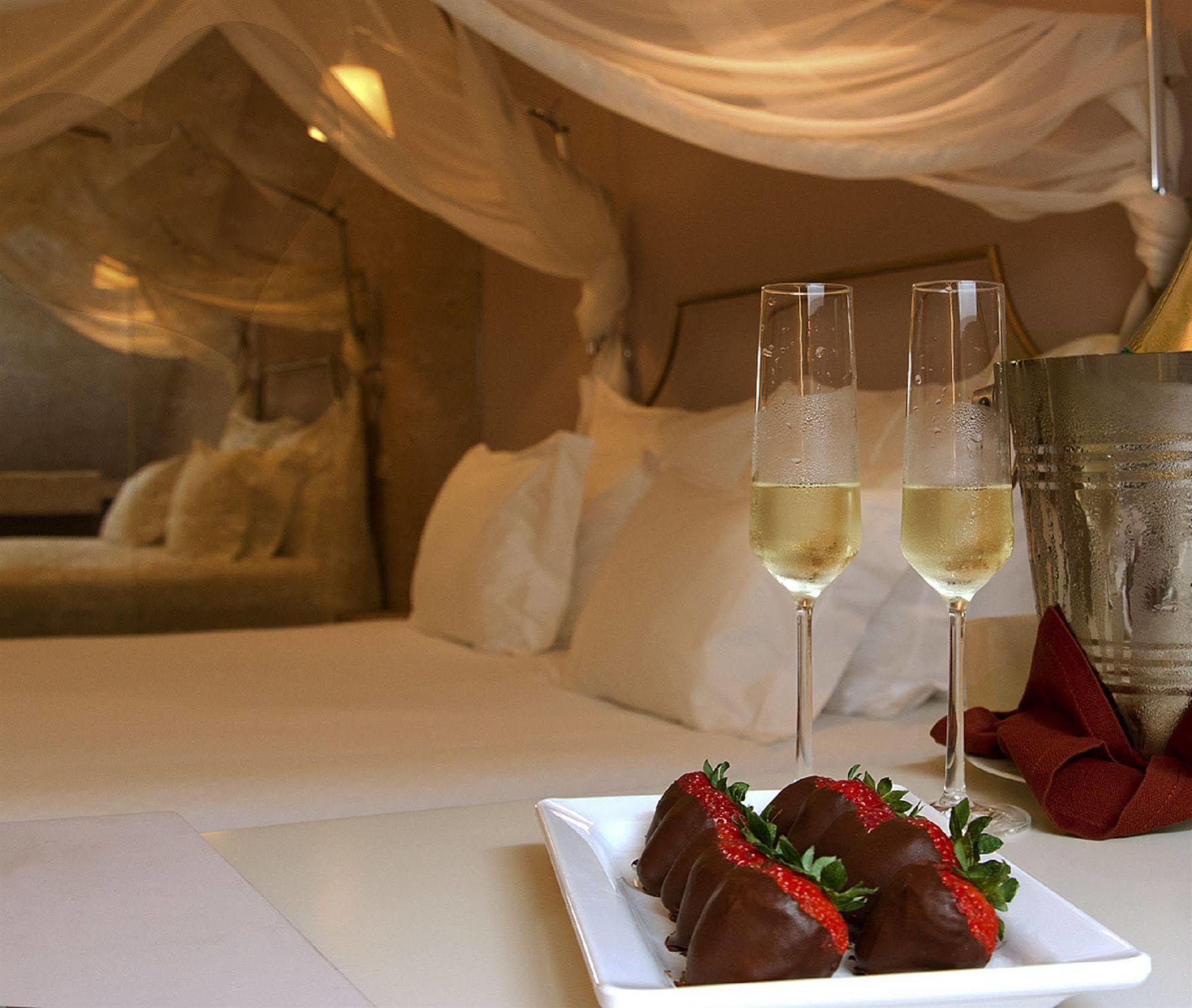 Hotel Fabrica Do Chocolate Виана-ду-Каштелу Экстерьер фото